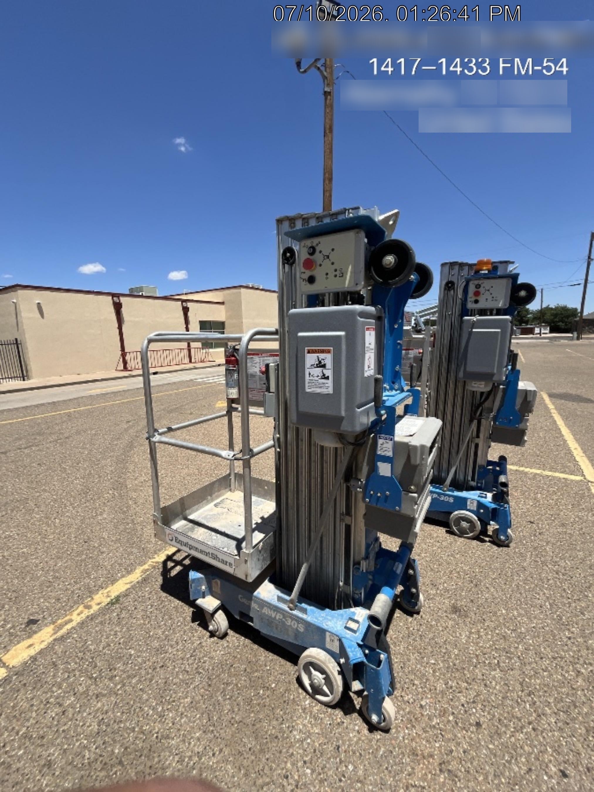 2018 GENIE AWP-30S