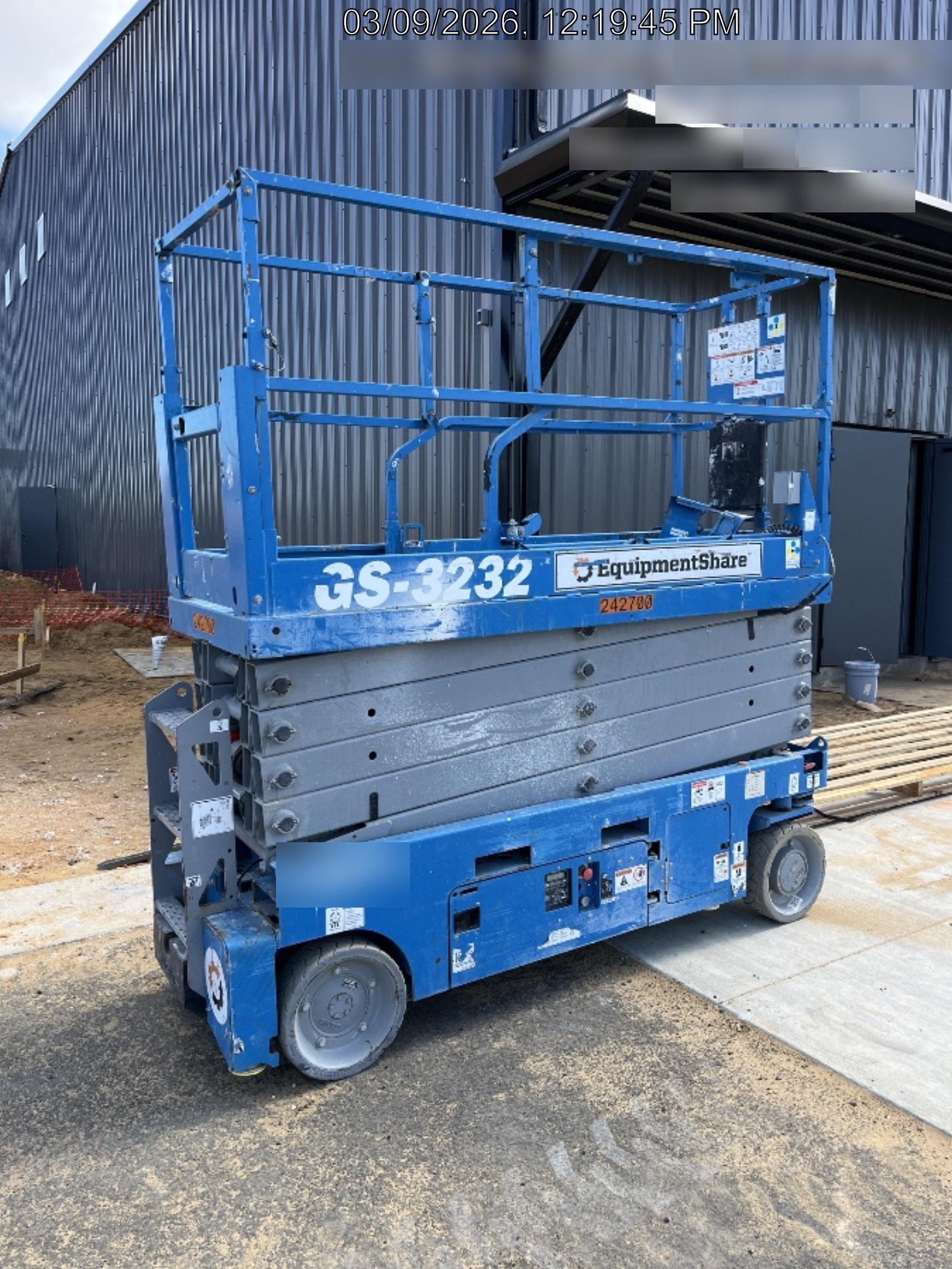 2022 GENIE GS-3232