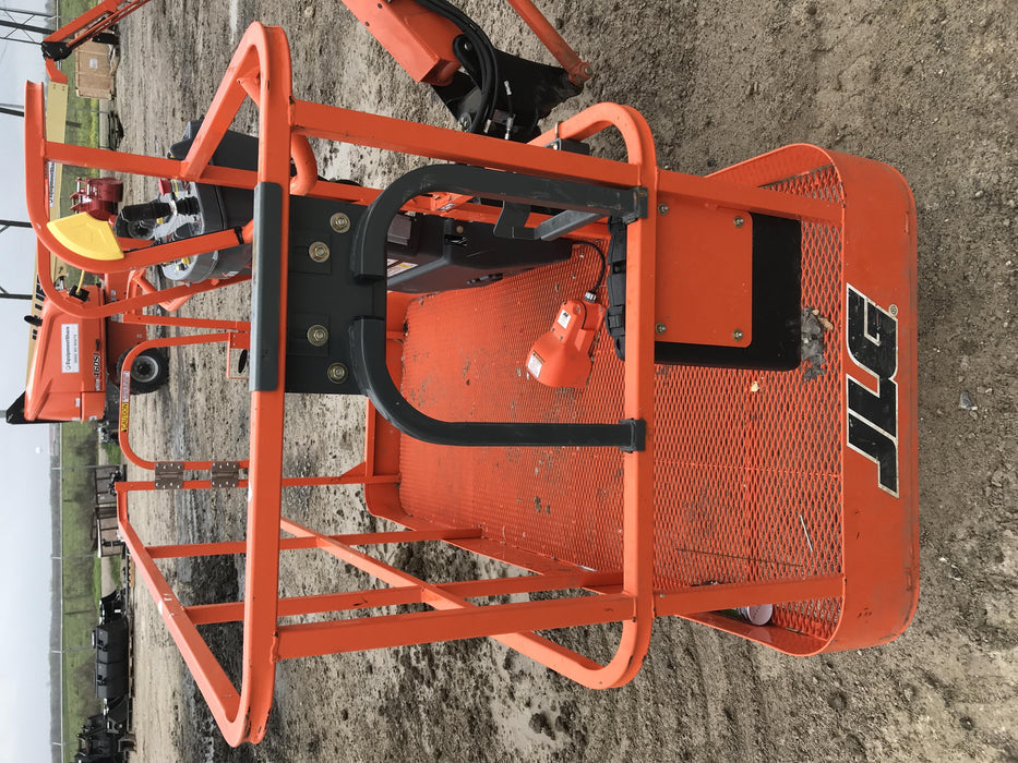 2019 JLG 460SJ