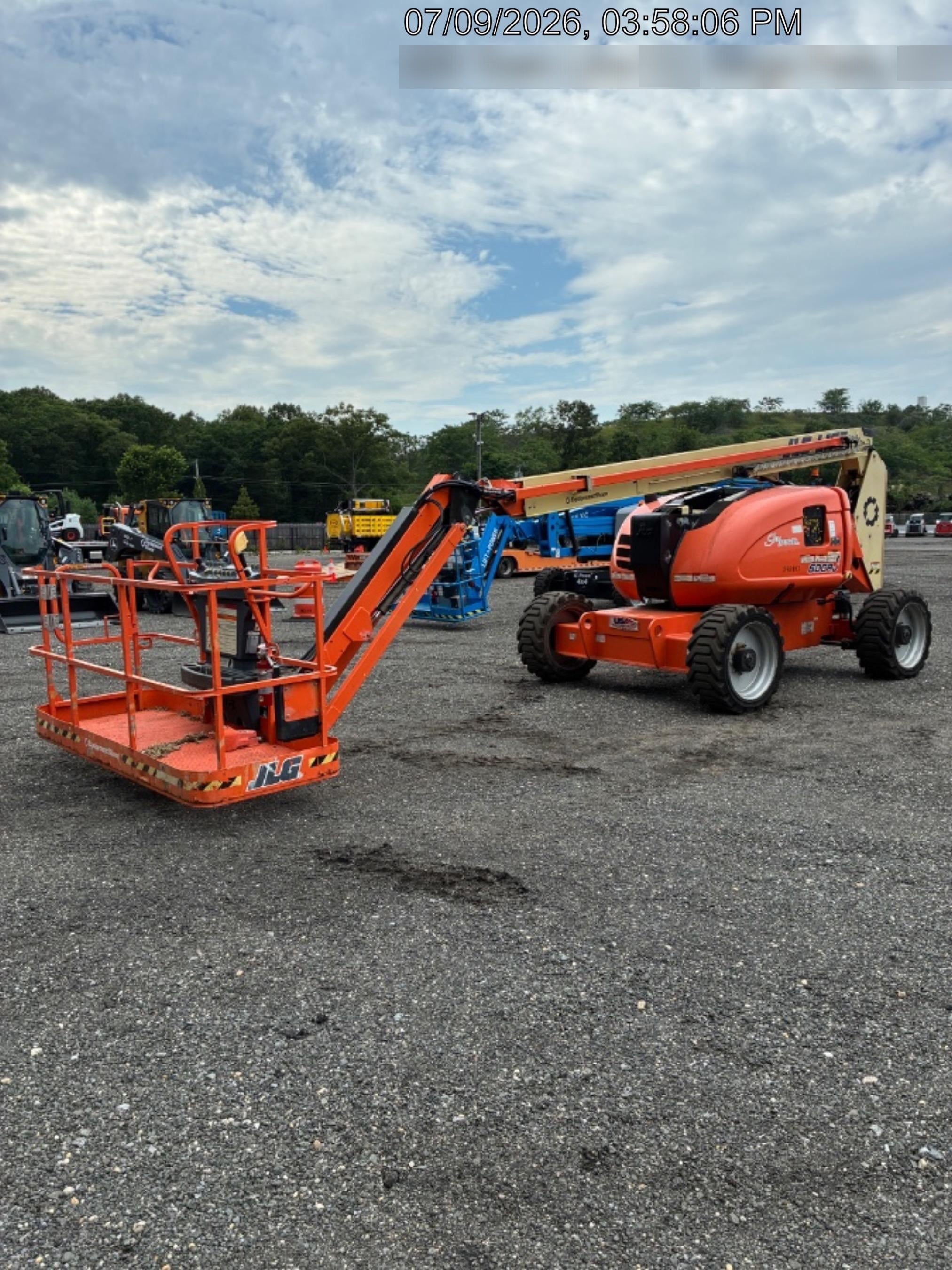 2023 JLG 600AJ
