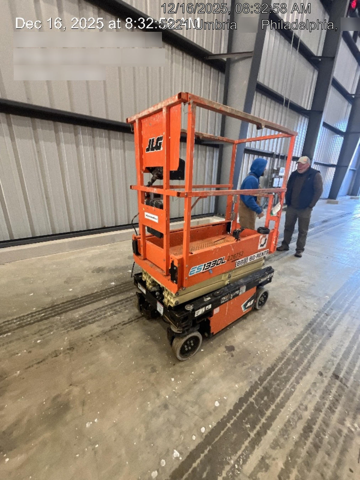 2022 JLG ES1330L
