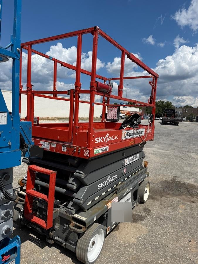 2021 SKYJACK SJ4732