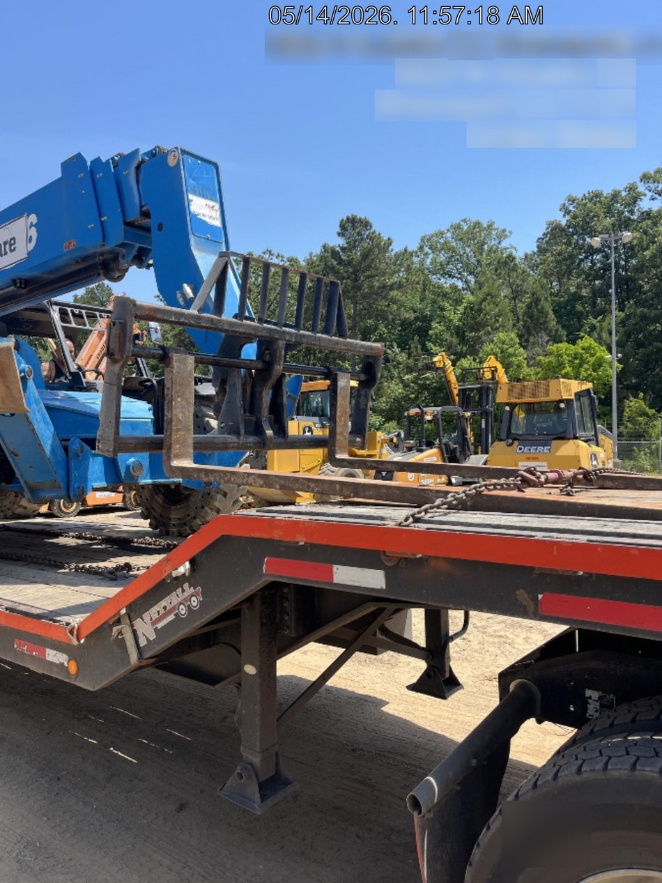 2017 GENIE GTH-1056