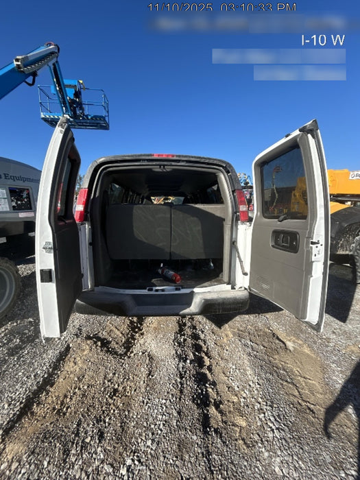 2023 CHEVROLET Express Van - Rental