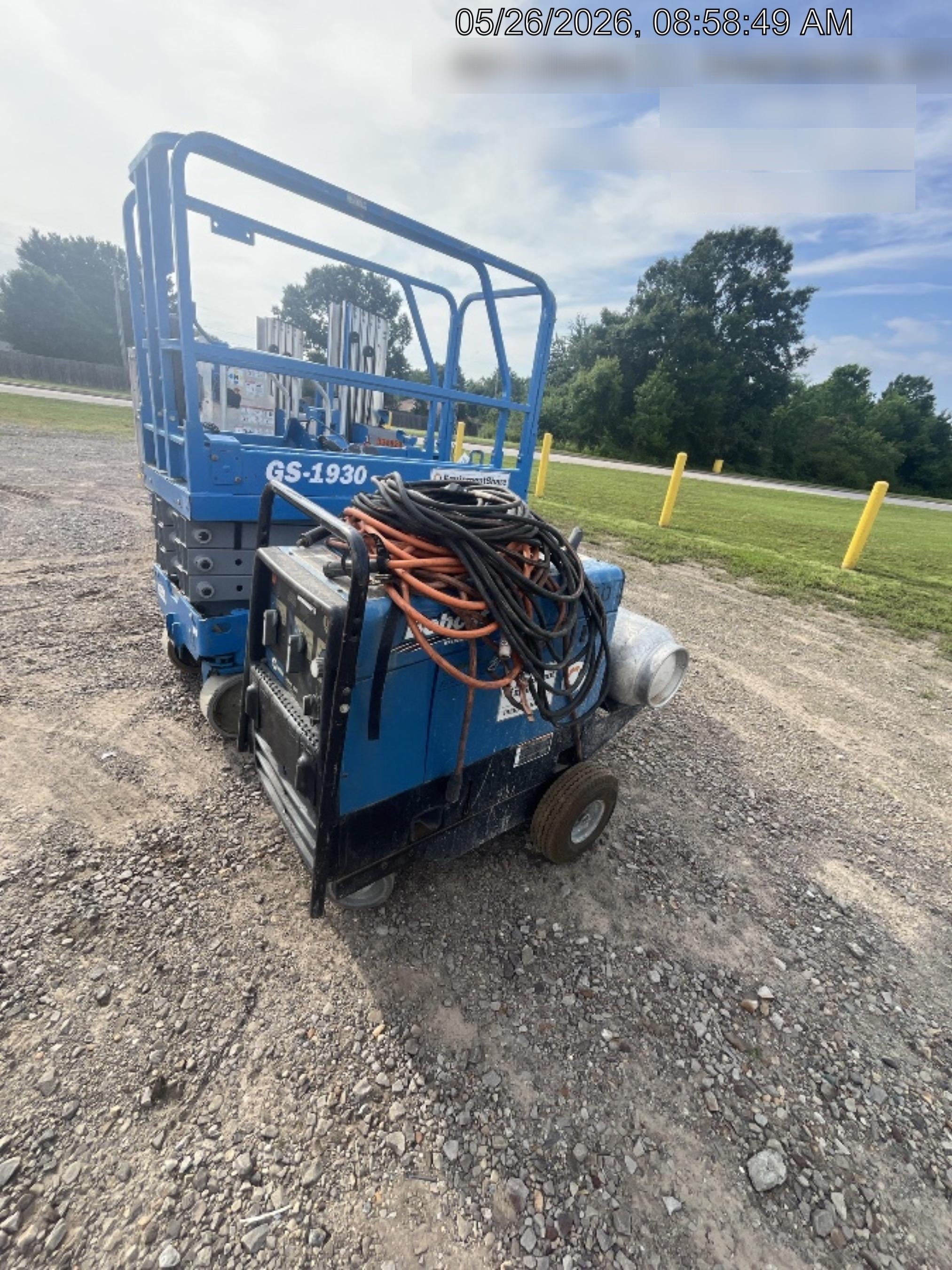 2019 Miller Electric BOBCAT 250 951600 PKG-250 amp Propane Welder, Standard w/Running Gear, Bracket, Hose"250 amp Propane Welder, Standard w/Running Gear, Bracket, Hose