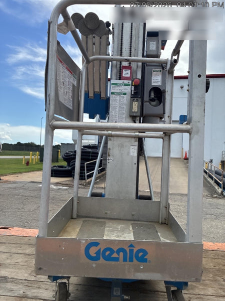 2019 GENIE AWP-30S