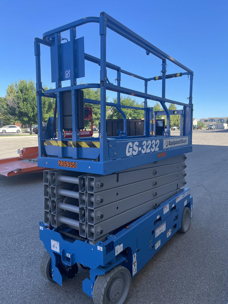 2022 GENIE GS-3232