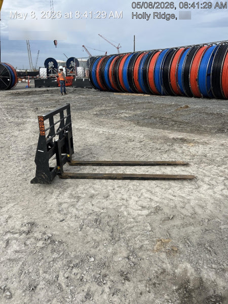 2025 ARROW MATERIAL HANDLING 72" Pallet Forks - Arrow
