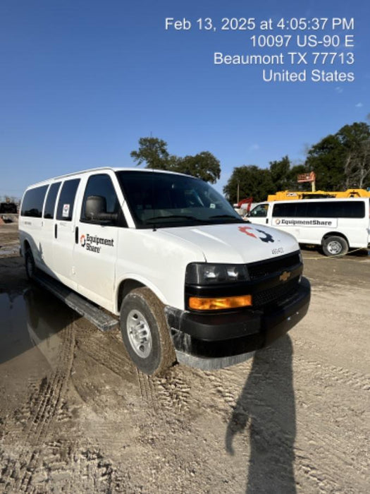2024 CHEVROLET Express Van - Rental