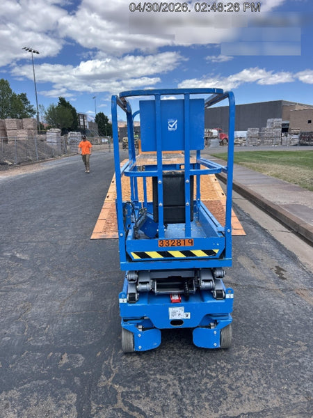 2023 GENIE GS-1432