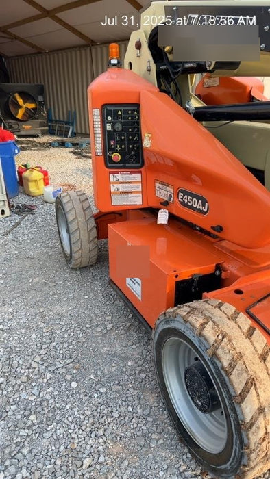 2019 JLG E450AJ