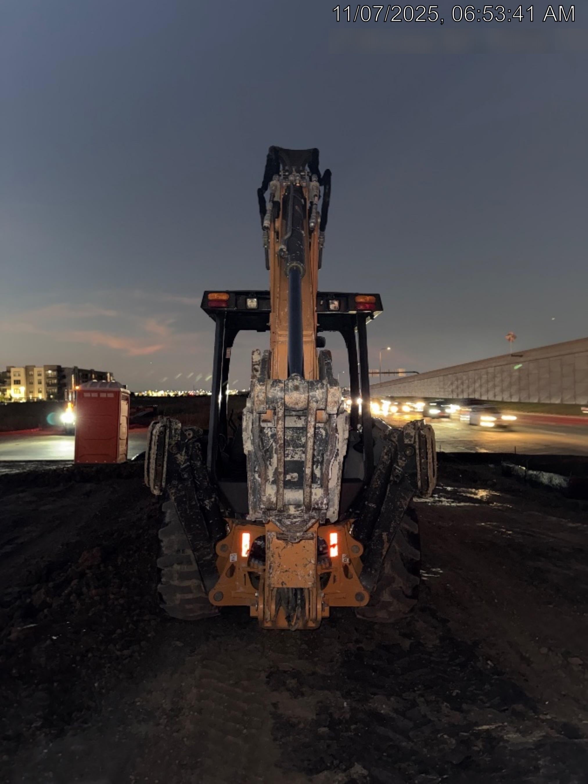 2022 CASE 580N EP - Extendable Backhoe