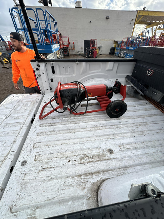 2020 HILTI TE 3000-AVR