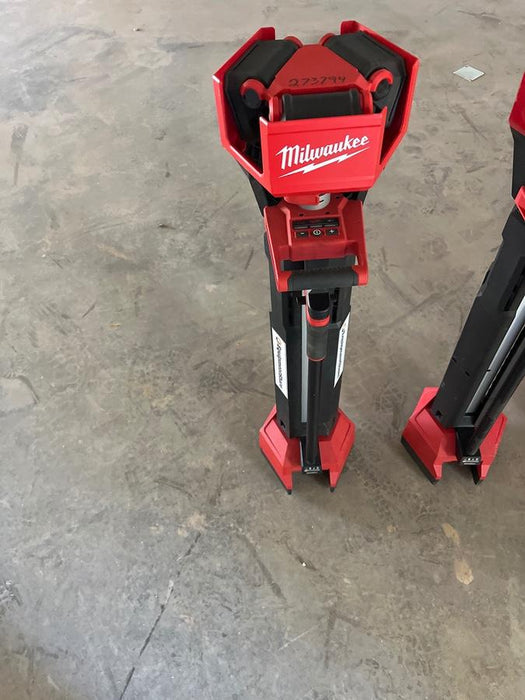 2022 MILWAUKEE 2136-20