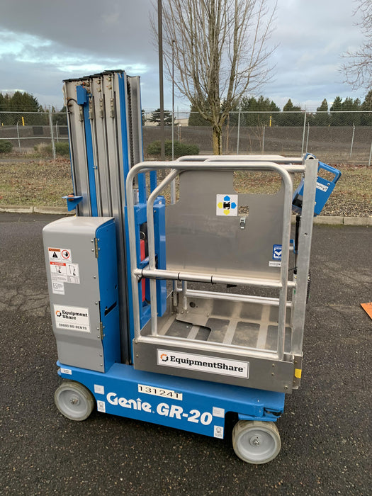 2021 GENIE GR-20