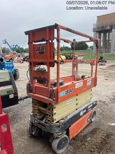 2021 JLG ES1932