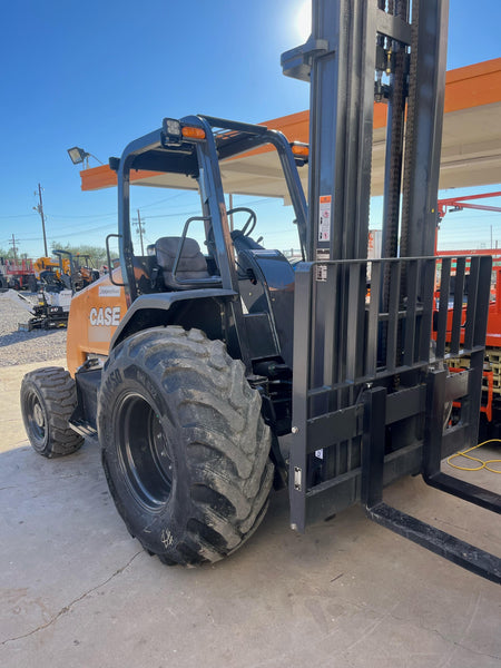 2023 CASE 588H