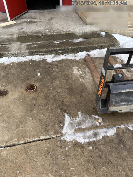2025 ARROW MATERIAL HANDLING 24" Pallet Fork Frame