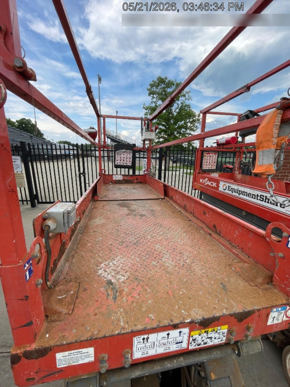 2018 Skyjack SJIII-3226 Skyjack SJIII3226 Scissor Lift w/Trojan Batteries