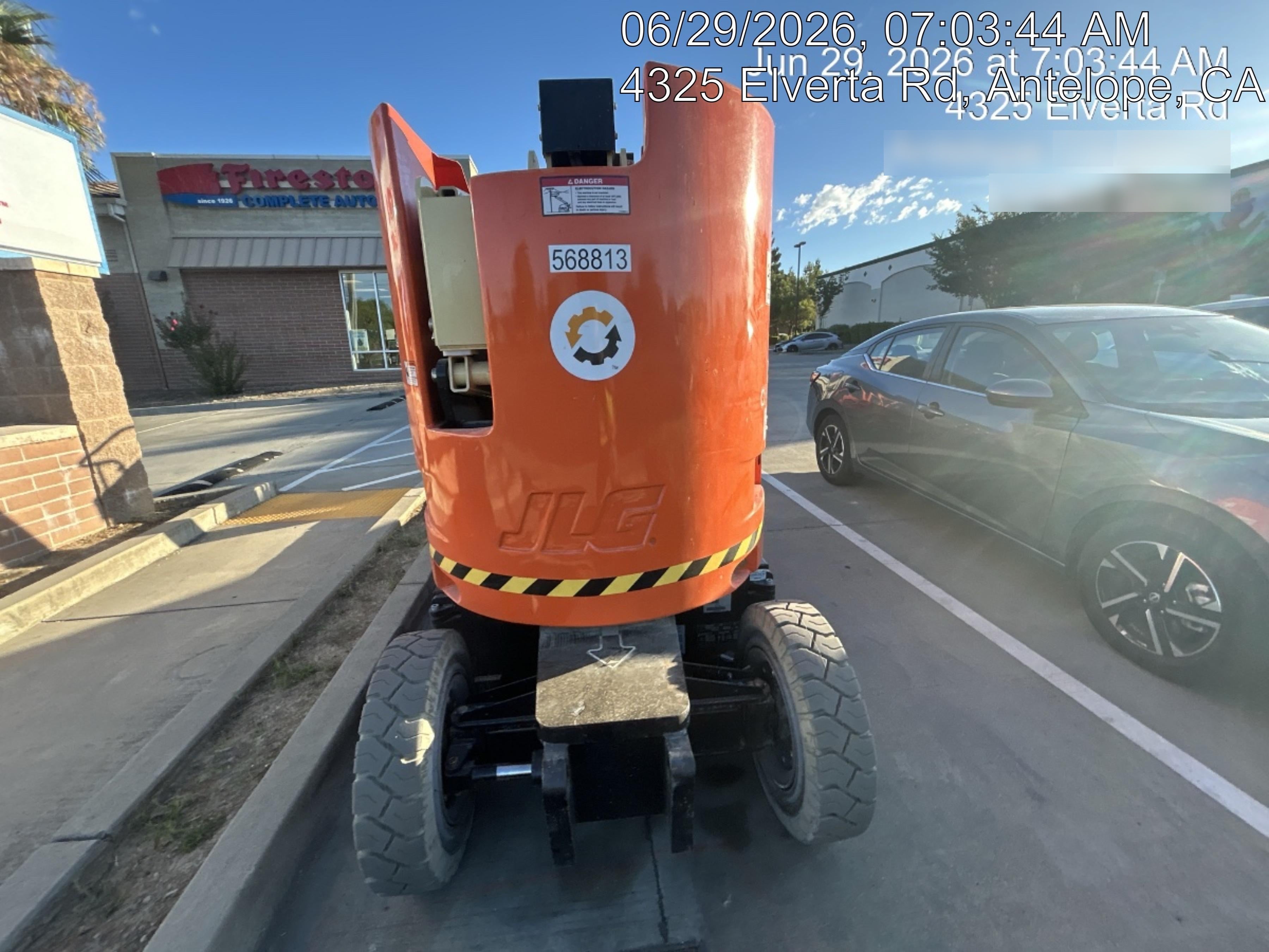 2025 JLG E300AJP