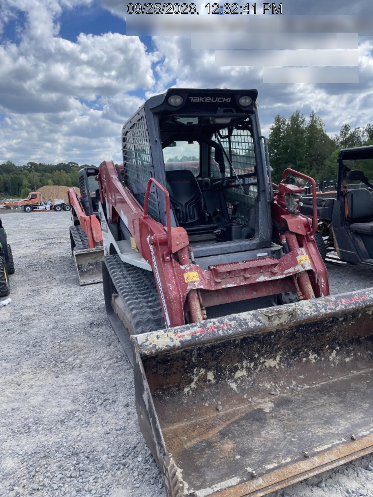 2023 TAKEUCHI TL10V2-CR