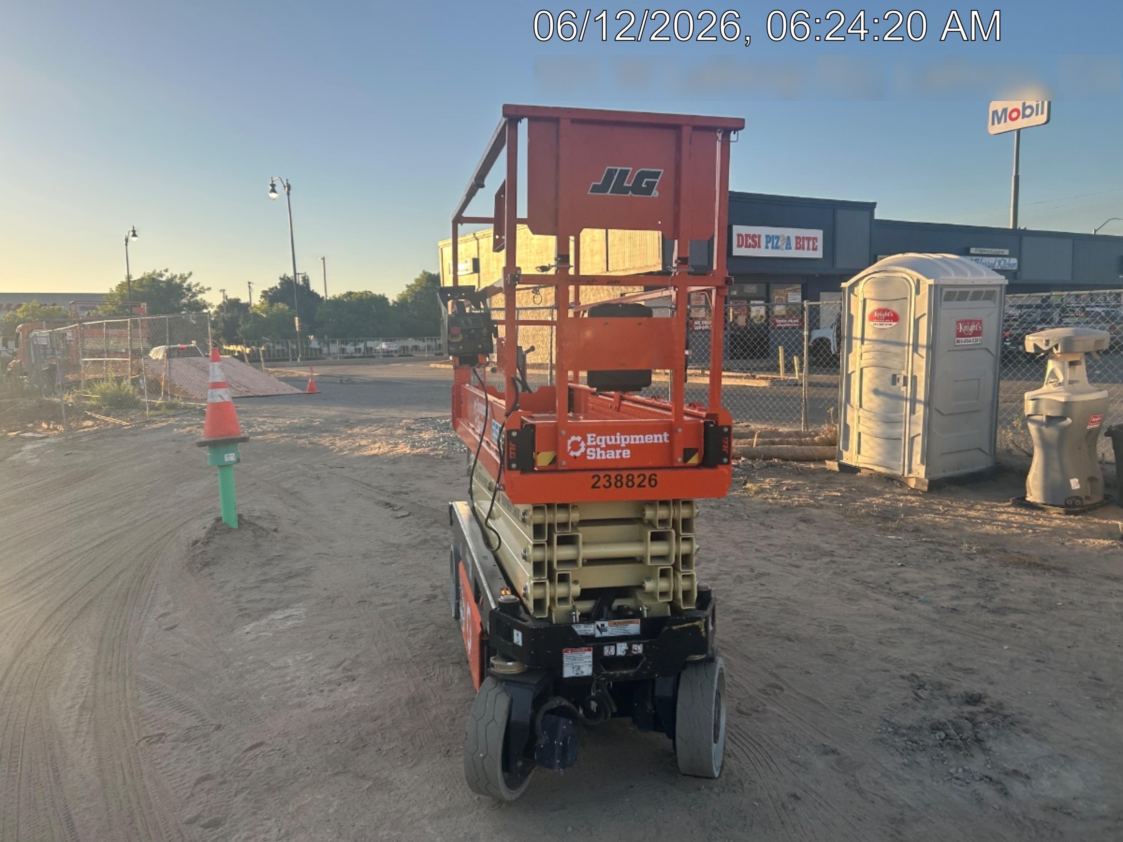 2022 JLG ES2632