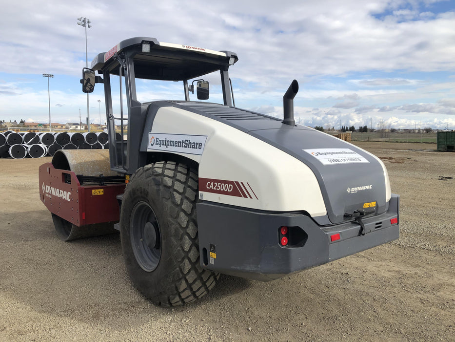 2020 DYNAPAC CA2500D