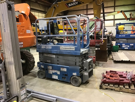 2019 Genie GS-1930 Fixed rails with chain Entry