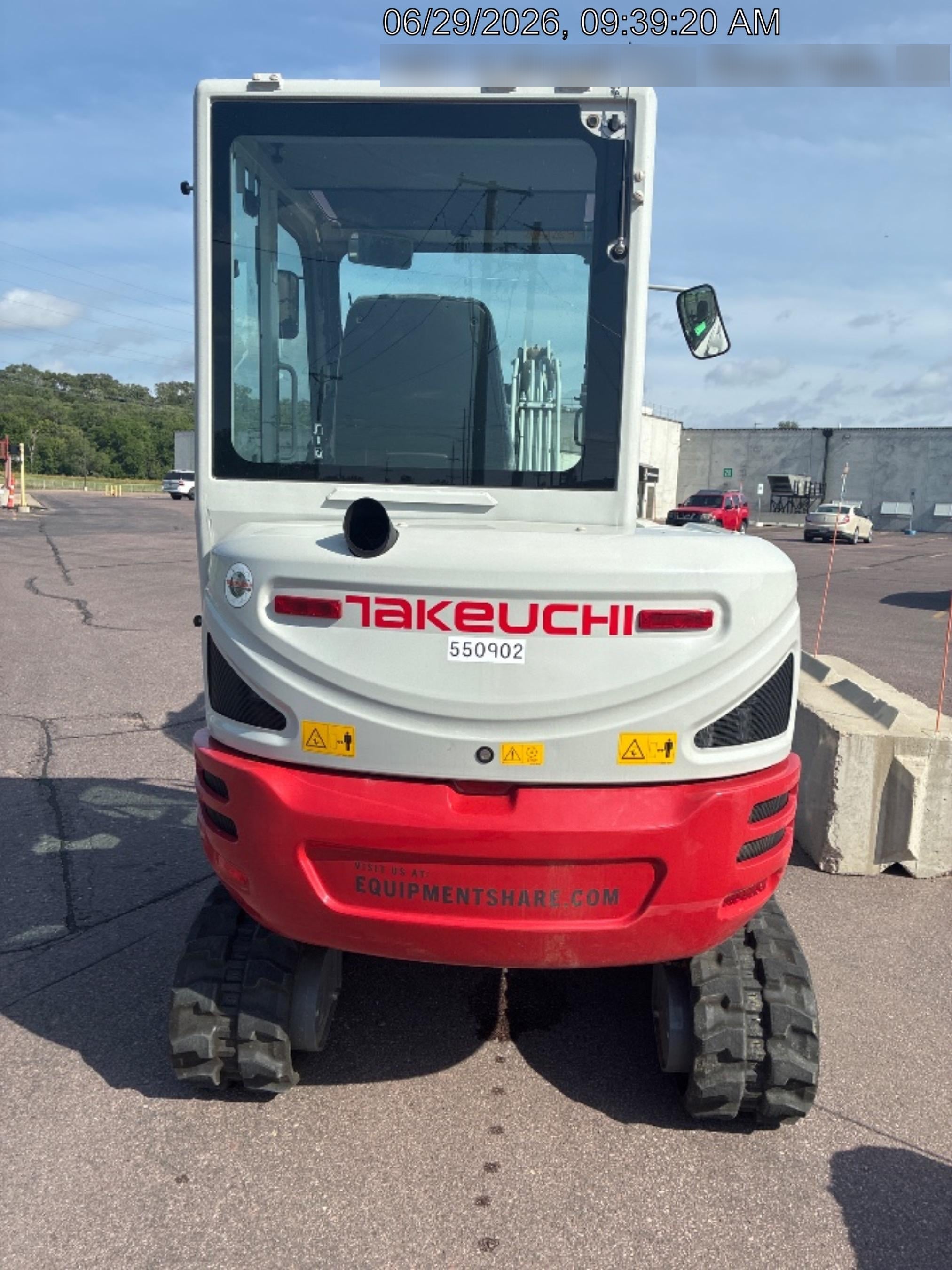 2025 TAKEUCHI TB235-2CR
