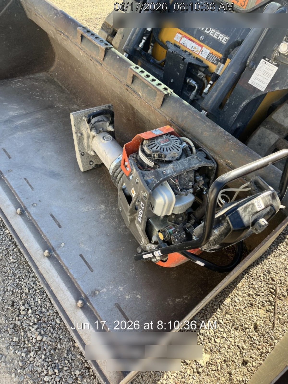 2025 HUSQVARNA LT5005