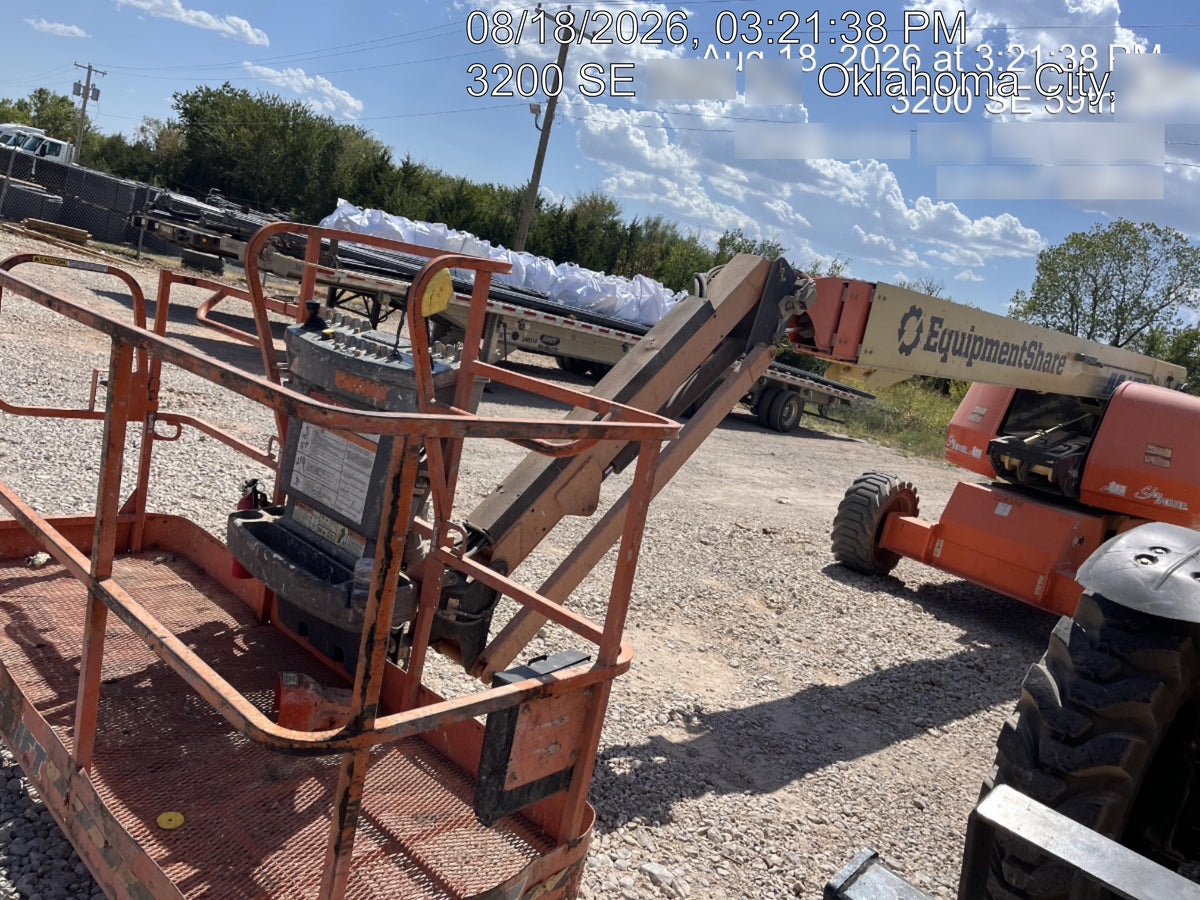 2022 JLG 660SJ