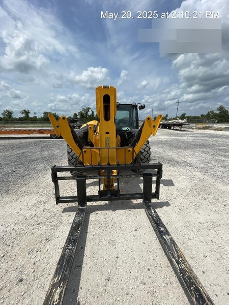 2025 JCB 512-56