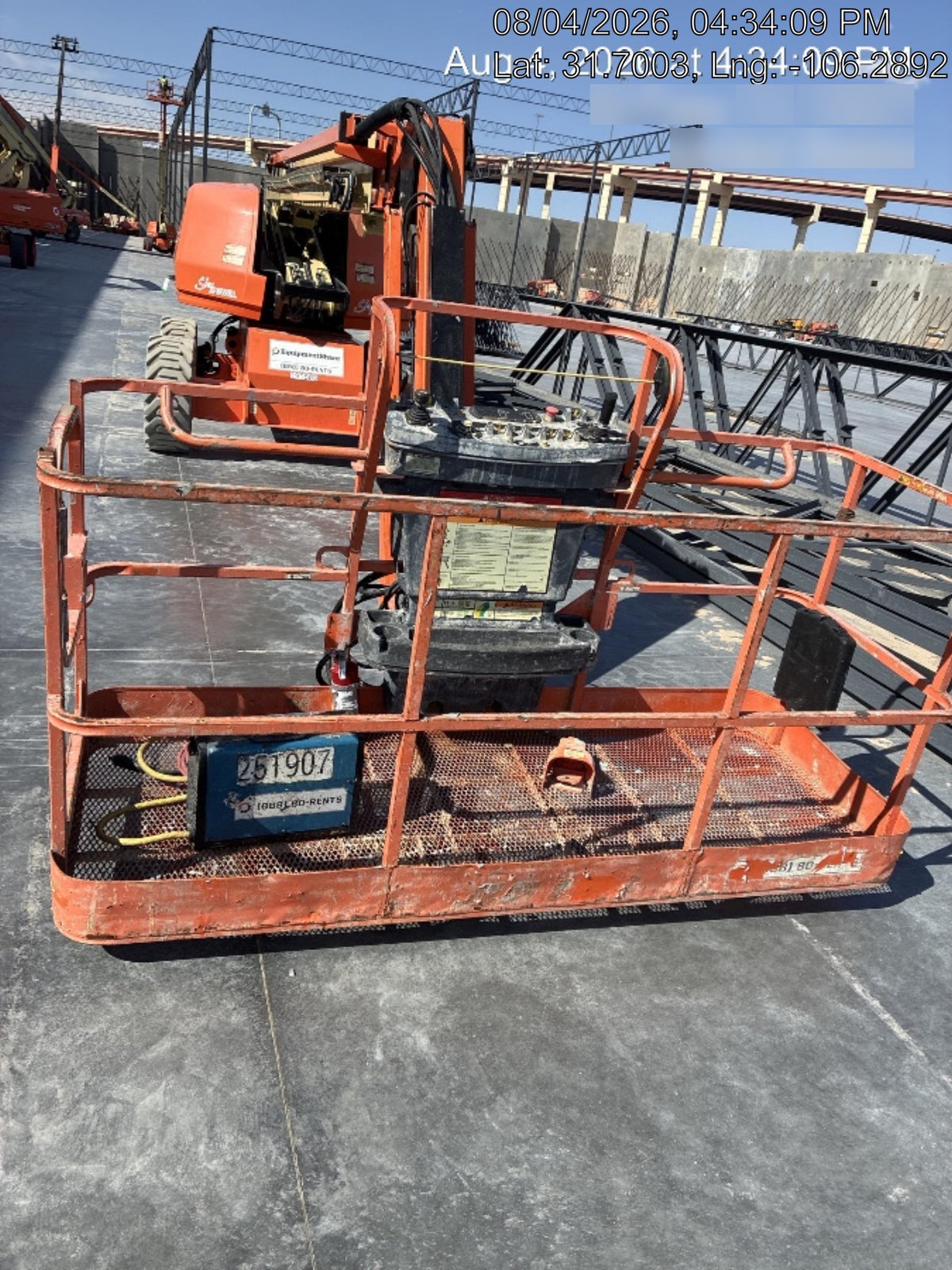 2021 JLG 660SJ