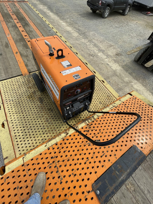 2021 Lincoln Electric Ranger 305 LPG LPG One-Pak (includes undercarriage, tank holder & tank strap) ORANGE