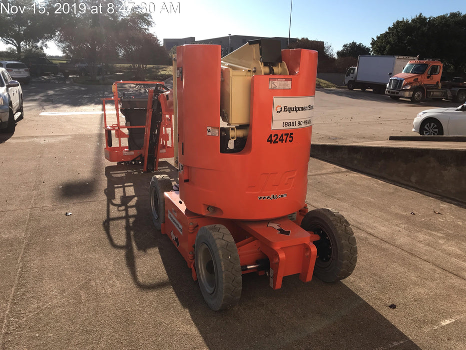 2019 JLG E300AJP