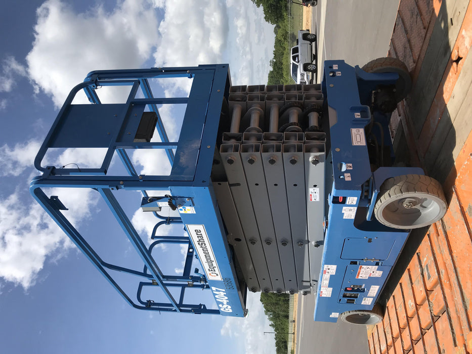 2019 Genie GS-4047 Folding rails with half height swing gate