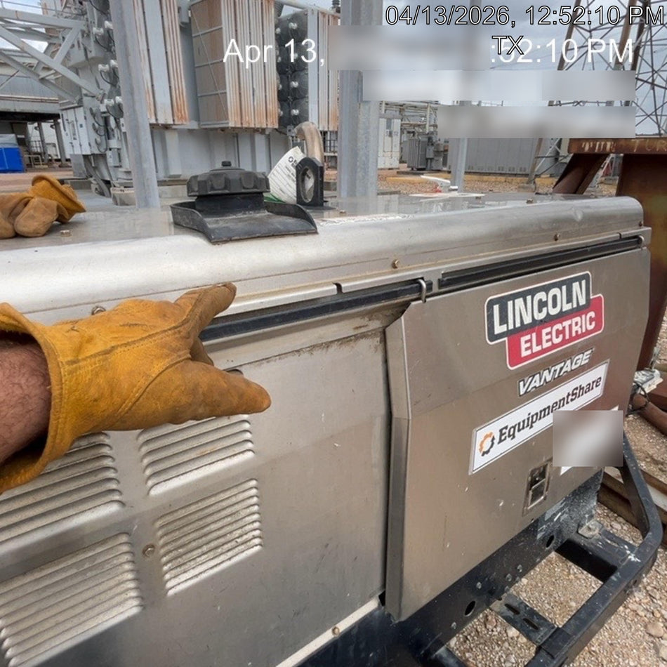 2019 Lincoln Electric Vantage 322 Welder Ready-Pak 3, Two wheel trailer, Fender and Light kit, Cable Rack