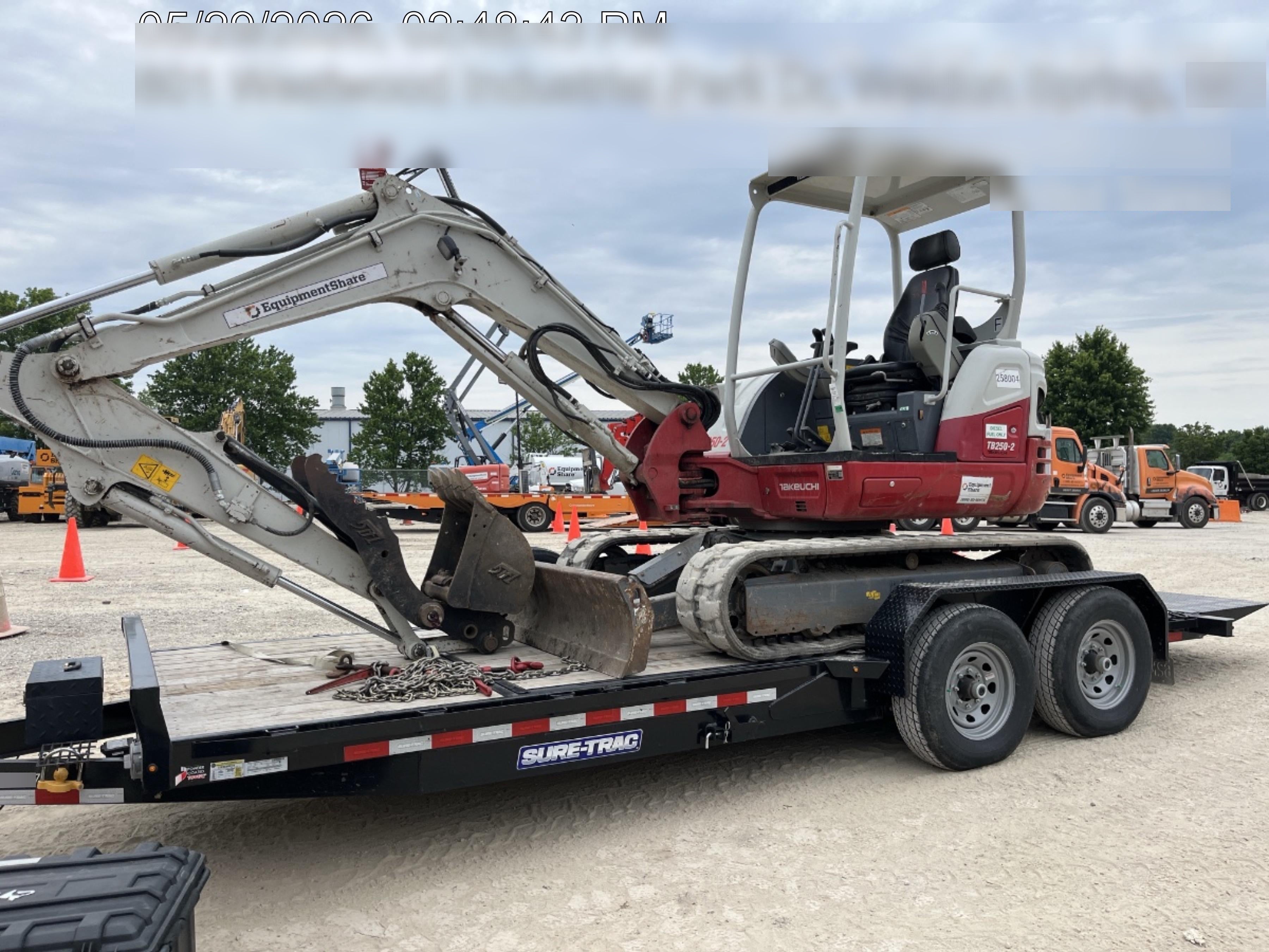 2022 TAKEUCHI TB250-2R