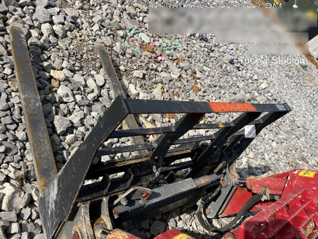 2025 ARROW MATERIAL HANDLING 48" Pallet Forks - Arrow