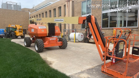 2019 JLG 800AJ