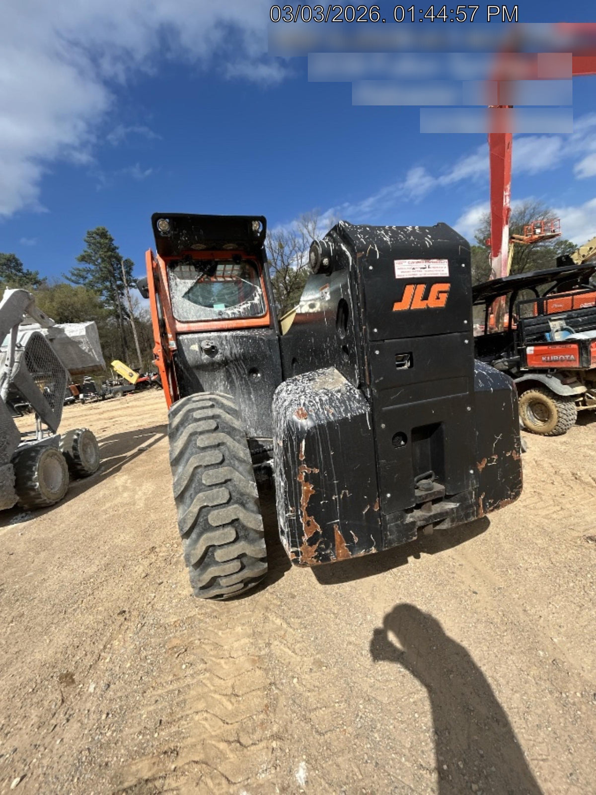 2021 JLG 1732