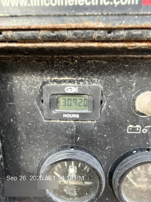 2021 Lincoln Electric Vantage 322 Vantage 322 Ready Pak 3 w/ Decals, ORANGE (includes trailer, cable rack, fender light kit) NO Telematics