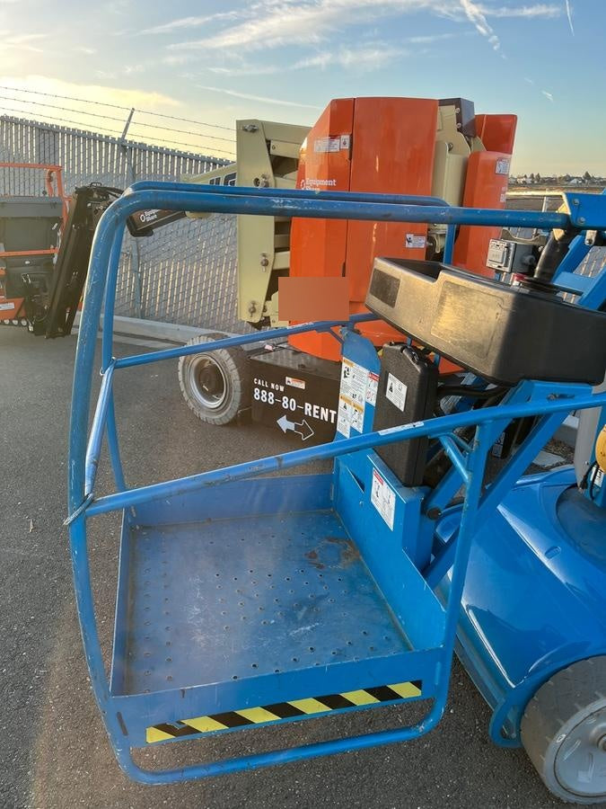 2020 GENIE GR-26J