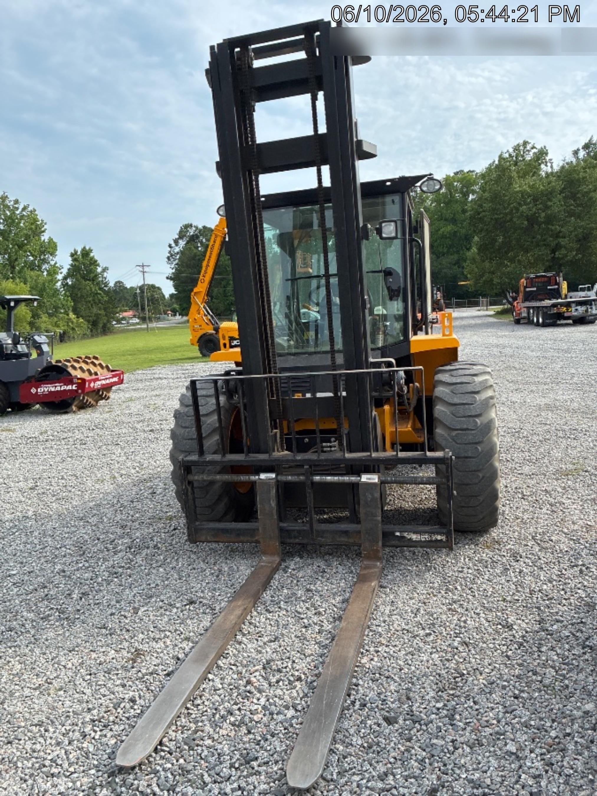 2025 JCB 930-4