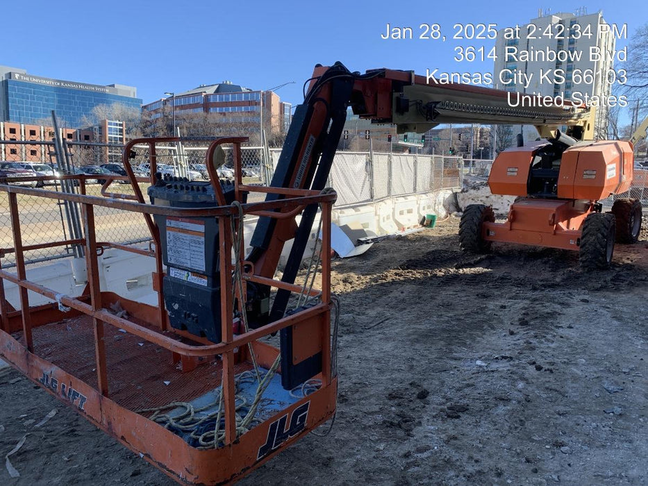 2019 JLG 860SJ