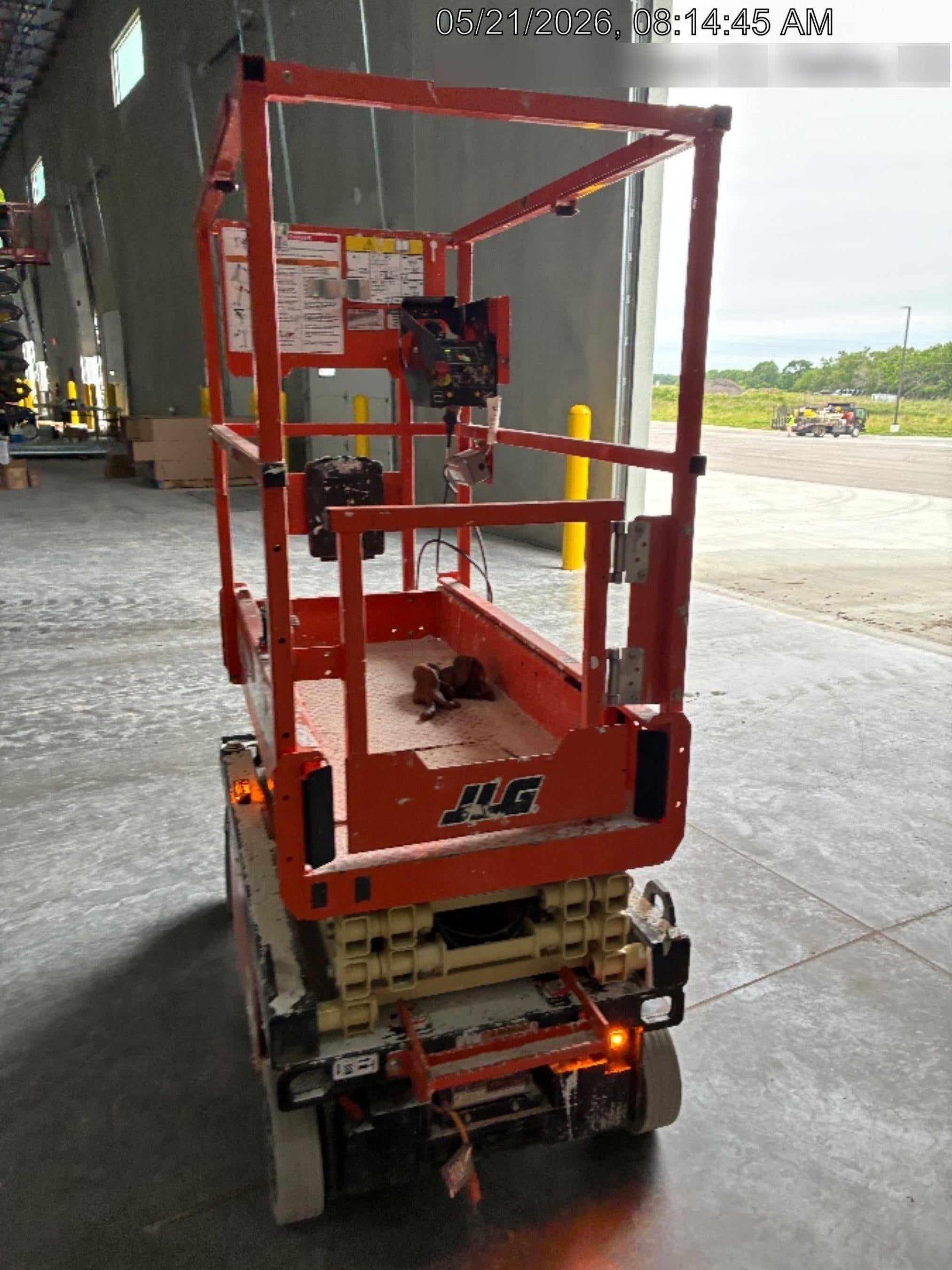 2022 JLG ES1330L