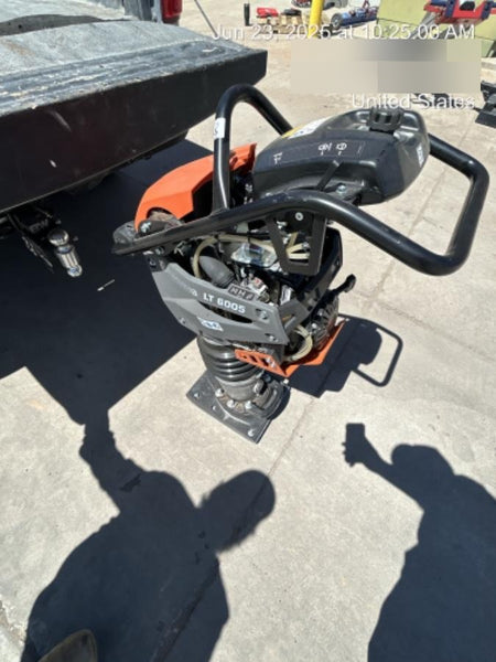 2025 HUSQVARNA LT6005