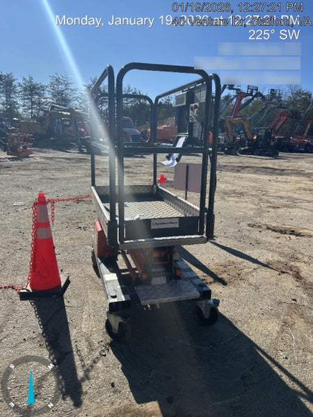 2023 JLG 1030P