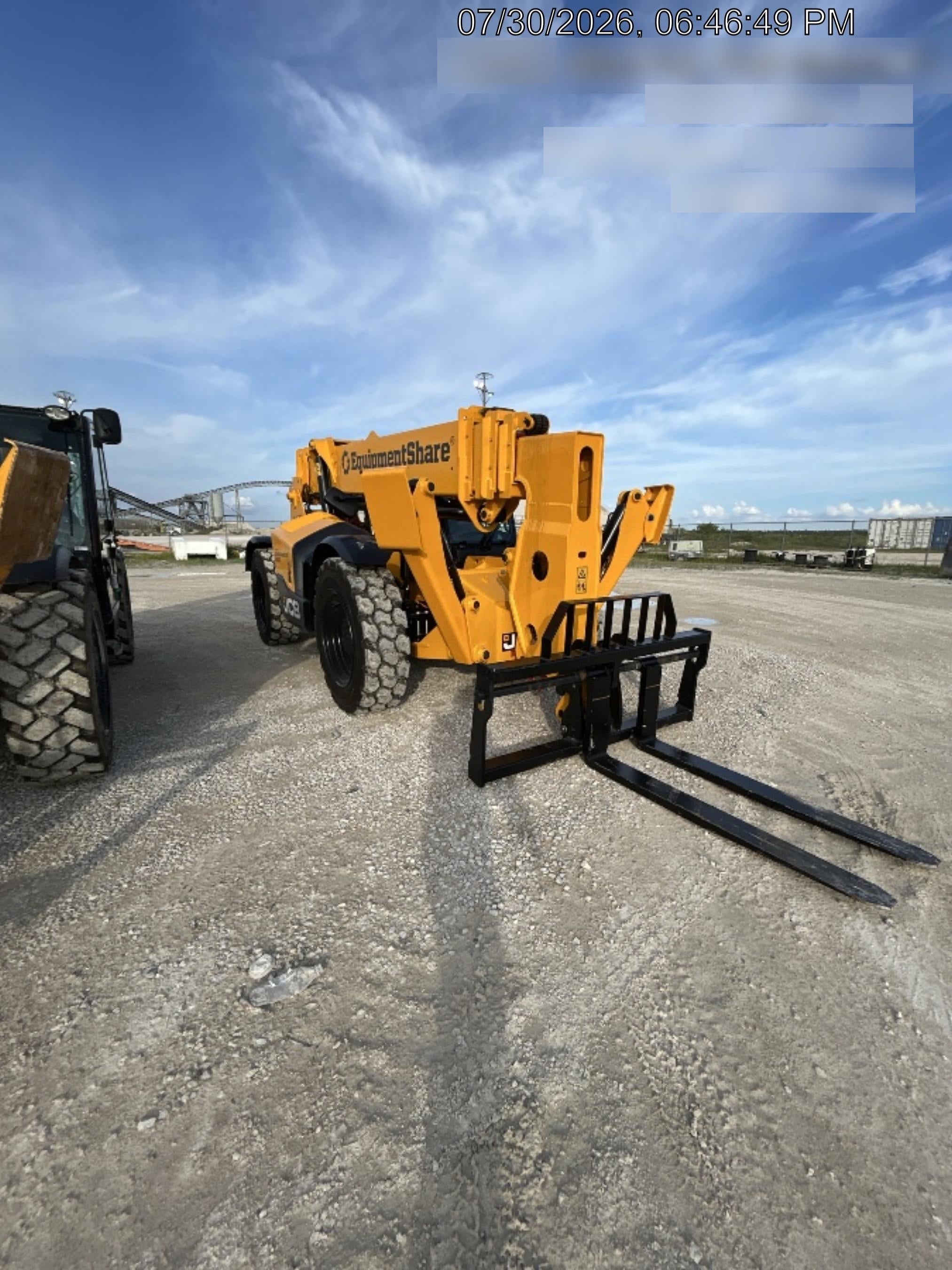 2025 JCB 512-56