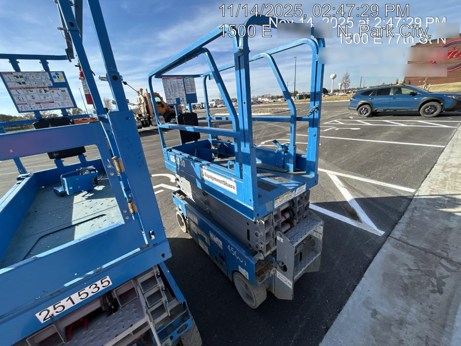 2019 Genie GS-1930 Fixed rails with chain Entry